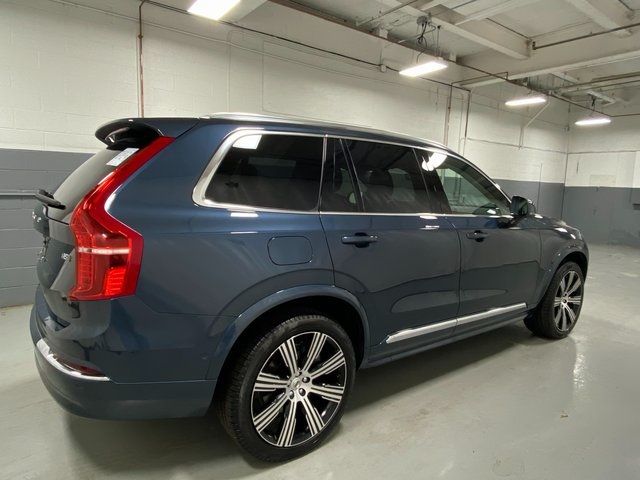 2024 Volvo XC90 Plus Bright Theme