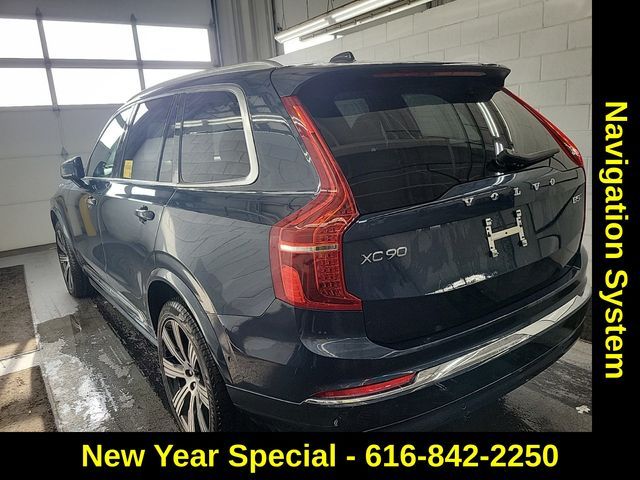 2024 Volvo XC90 Plus Bright Theme