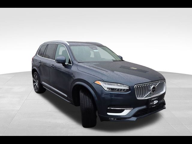 2024 Volvo XC90 Plus Bright Theme