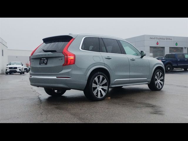 2024 Volvo XC90 Plus Bright Theme