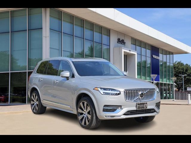 2024 Volvo XC90 Plus Bright Theme