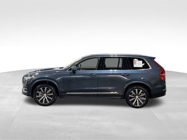 2024 Volvo XC90 Plus Bright Theme