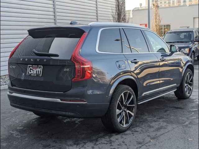 2024 Volvo XC90 Plus Bright Theme