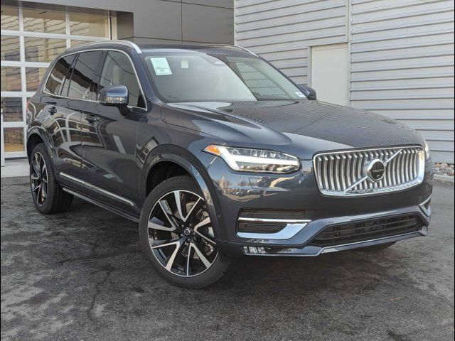 2024 Volvo XC90 Plus Bright Theme