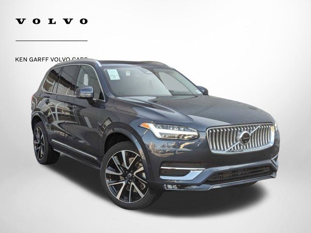 2024 Volvo XC90 Plus Bright Theme