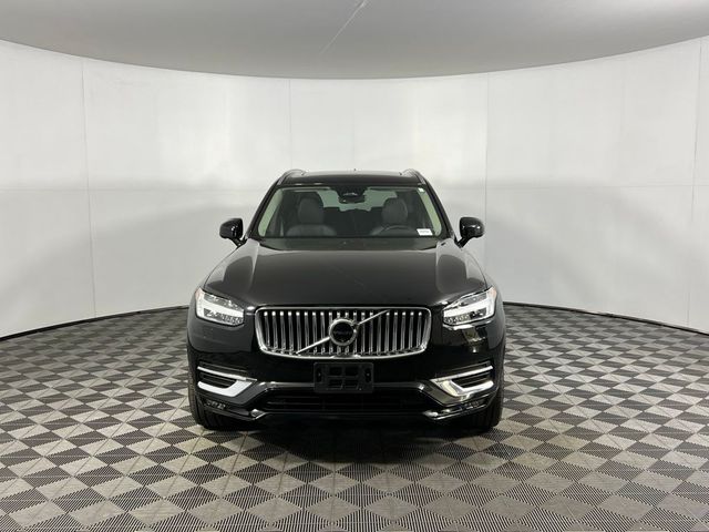 2024 Volvo XC90 Plus Bright Theme
