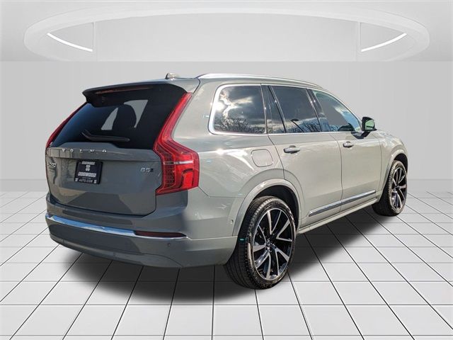 2024 Volvo XC90 Plus Bright Theme