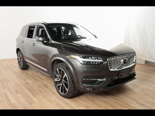 2024 Volvo XC90 Plus Bright Theme