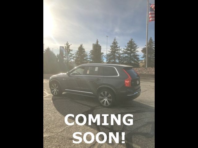 2024 Volvo XC90 Plus Bright Theme