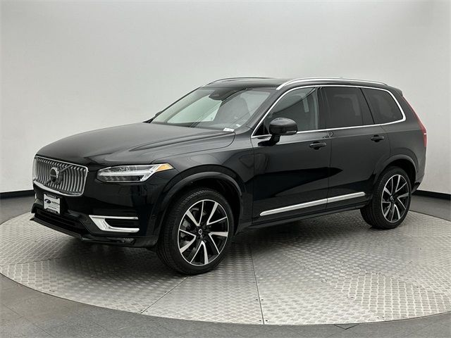 2024 Volvo XC90 Plus Bright Theme