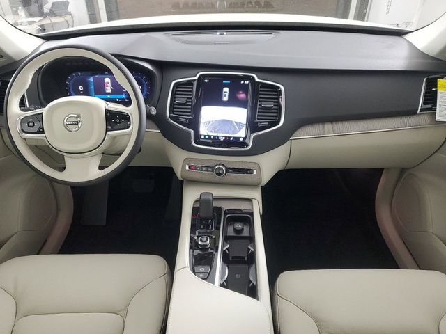 2024 Volvo XC90 Plus Bright Theme