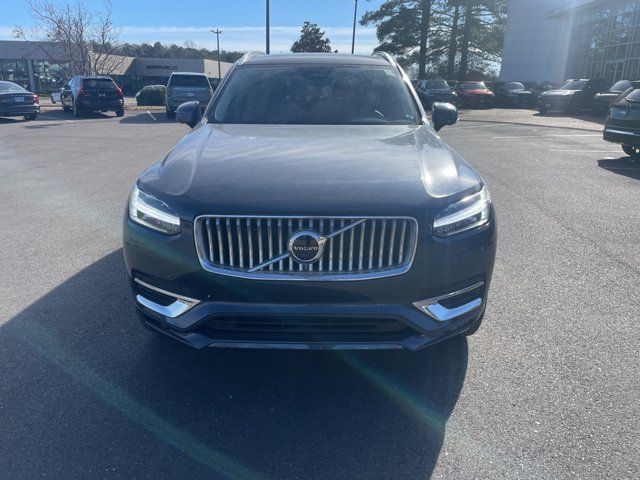 2024 Volvo XC90 Plus Bright Theme