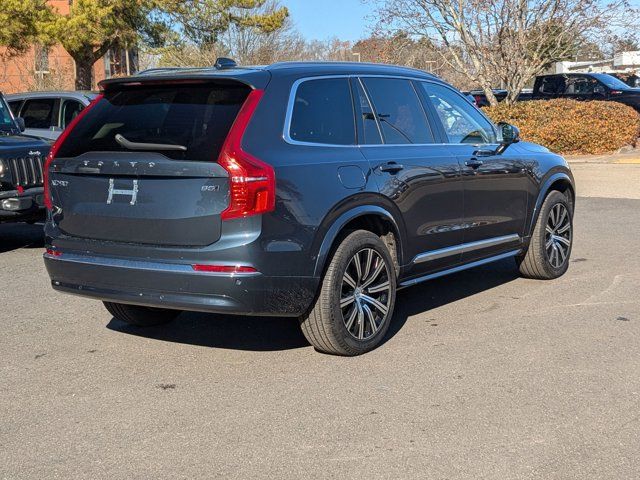 2024 Volvo XC90 Plus Bright Theme