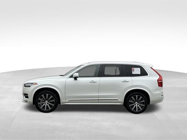 2024 Volvo XC90 Plus Bright Theme