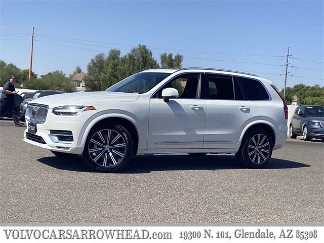 2024 Volvo XC90 Plus Bright Theme