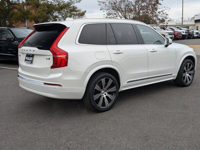 2024 Volvo XC90 Plus Bright Theme