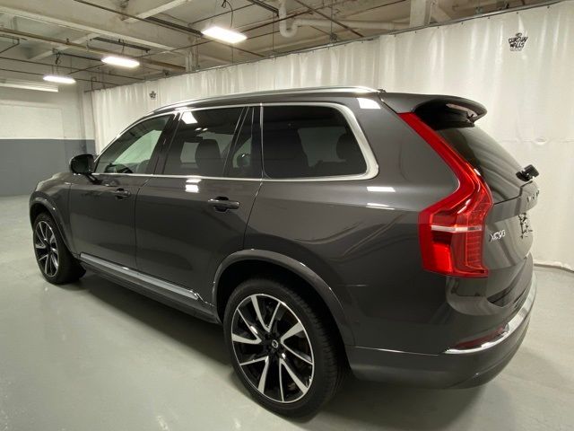 2024 Volvo XC90 Plus Bright Theme