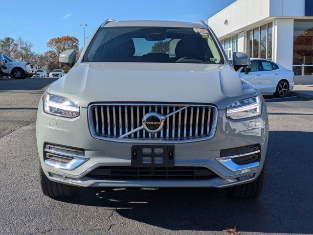 2024 Volvo XC90 Plus Bright Theme