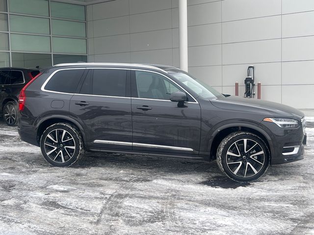 2024 Volvo XC90 Plus Bright Theme