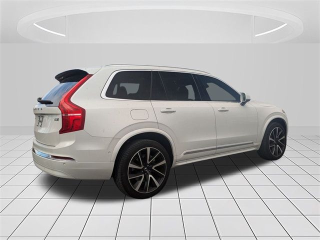 2024 Volvo XC90 Plus Bright Theme