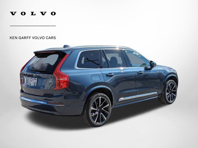 2024 Volvo XC90 Plus Bright Theme