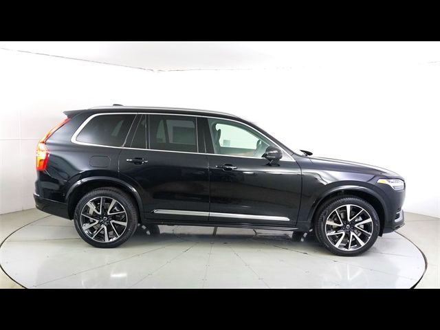 2024 Volvo XC90 Plus Bright Theme