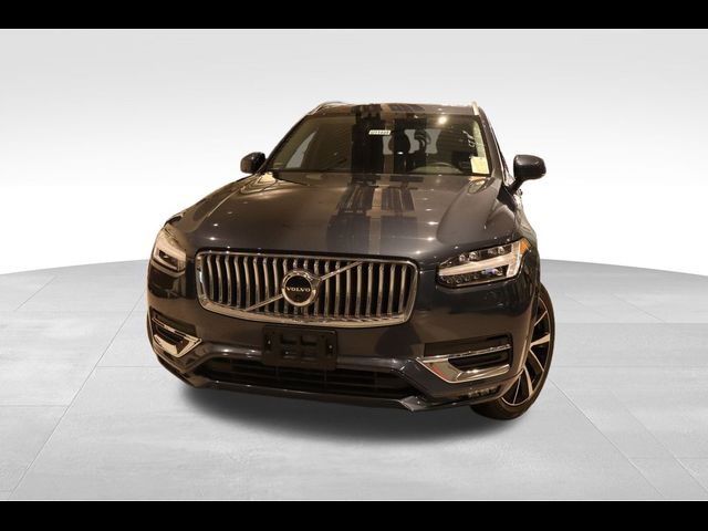 2024 Volvo XC90 Plus Bright Theme