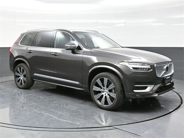 2024 Volvo XC90 Plus Bright Theme