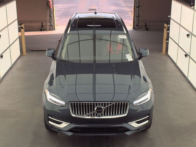 2024 Volvo XC90 Plus Bright Theme