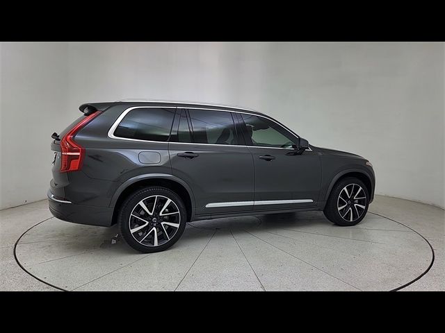 2024 Volvo XC90 Plus Bright Theme