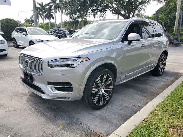 2024 Volvo XC90 Plus Bright Theme