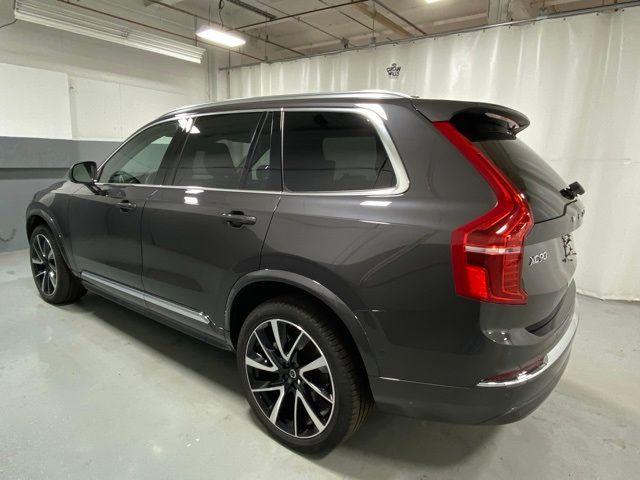 2024 Volvo XC90 Plus Bright Theme