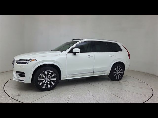 2024 Volvo XC90 Plus Bright Theme