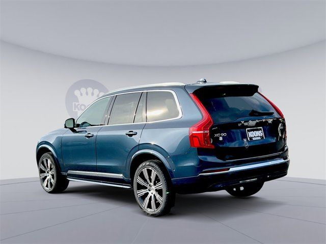 2024 Volvo XC90 Plus Bright Theme