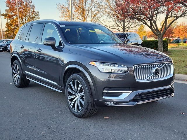 2024 Volvo XC90 Plus Bright Theme