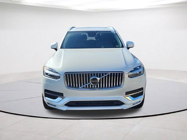 2024 Volvo XC90 Plus Bright Theme