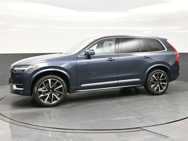 2024 Volvo XC90 Plus Bright Theme