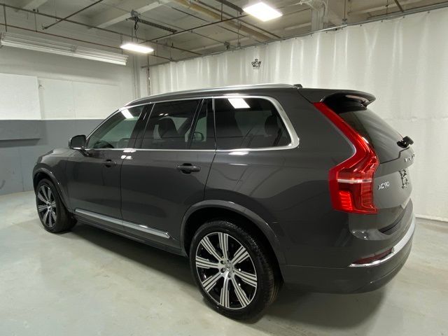 2024 Volvo XC90 Plus Bright Theme