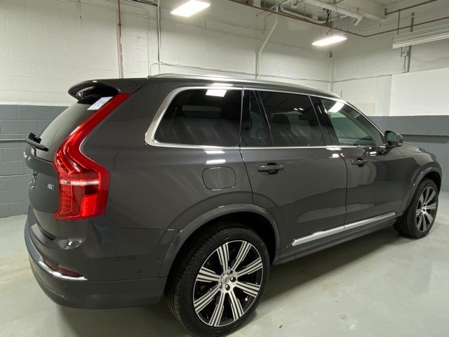 2024 Volvo XC90 Plus Bright Theme