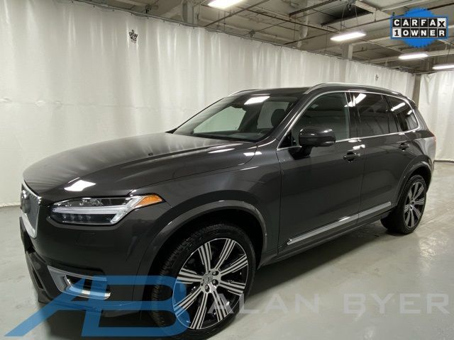 2024 Volvo XC90 Plus Bright Theme