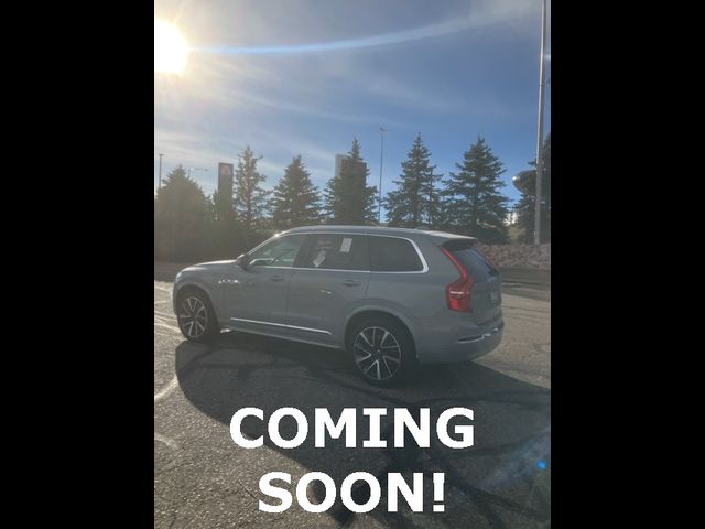 2024 Volvo XC90 Plus Bright Theme