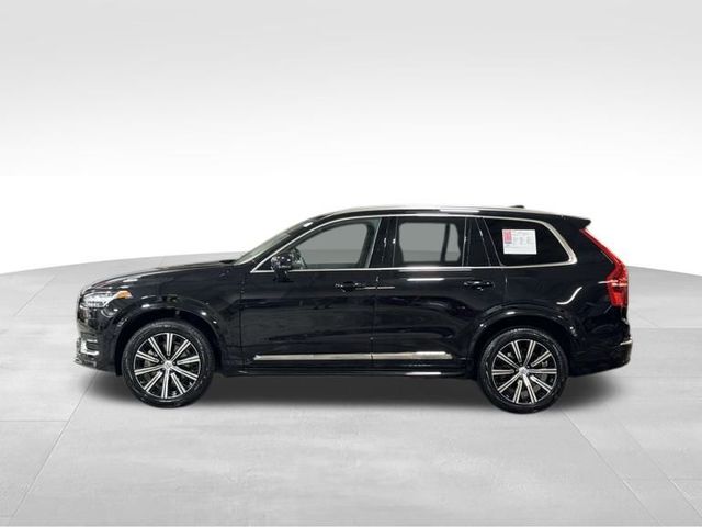 2024 Volvo XC90 Plus Bright Theme