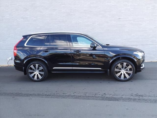 2024 Volvo XC90 Plus Bright Theme