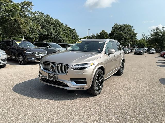 2024 Volvo XC90 Plus Bright Theme