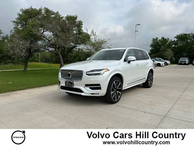 2024 Volvo XC90 Plus Bright Theme