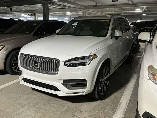 2024 Volvo XC90 Plus Bright Theme