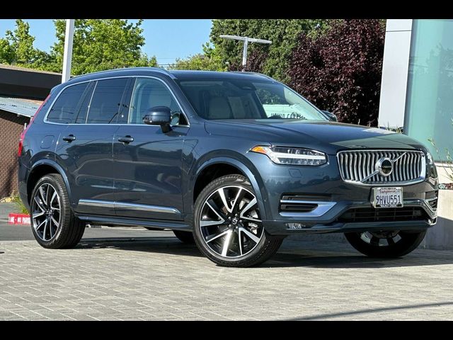 2024 Volvo XC90 Plus Bright Theme