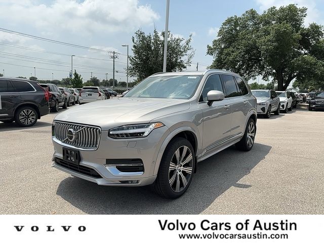 2024 Volvo XC90 Plus Bright Theme