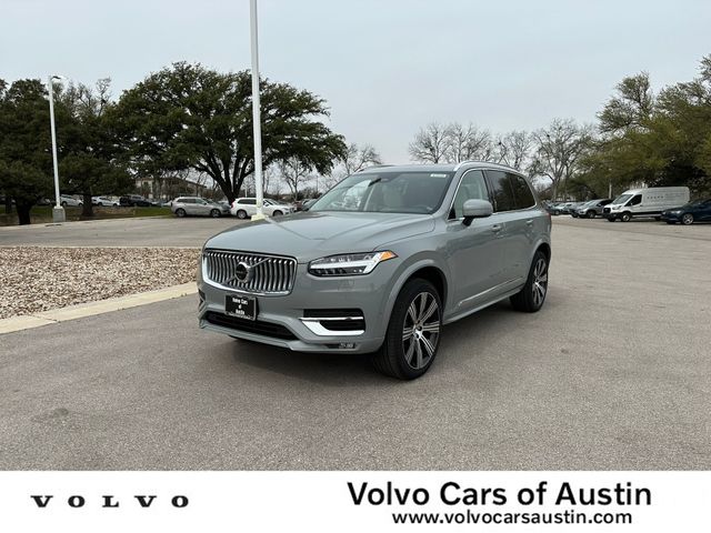 2024 Volvo XC90 Plus Bright Theme