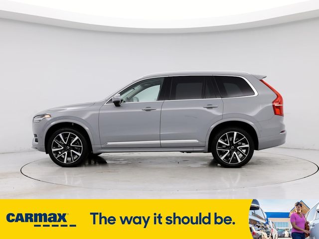 2024 Volvo XC90 Plus Bright Theme